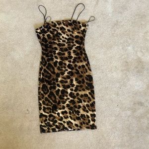 Bodycon cheetah print dress